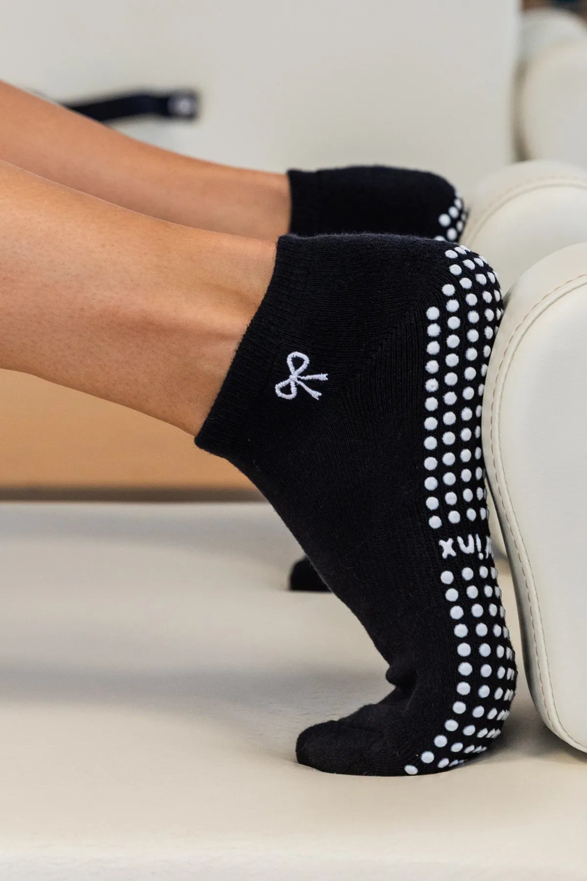 Ankle Bow Grip Socks